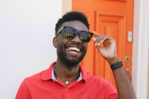 Young black man wearing sunglasses